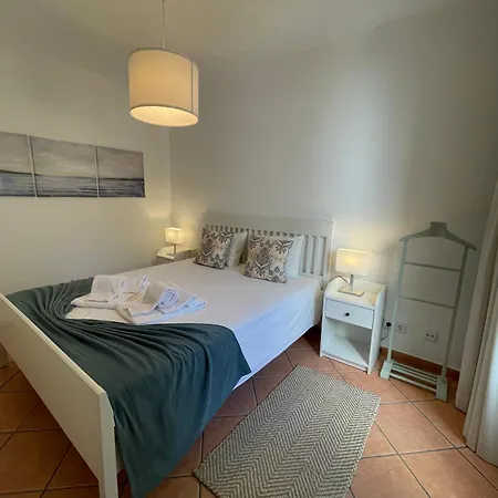 Moradia V3 Na Urbanizacao Дом отдыха *