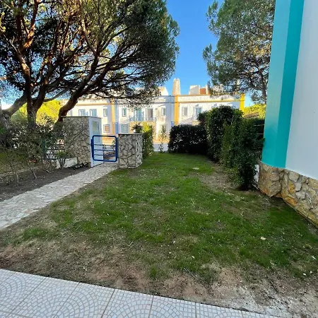 Moradia V3 Na Urbanizacao *