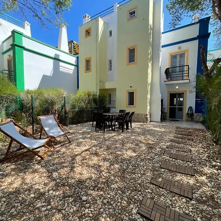 Moradia V3 Na Urbanizacao Praia Verde