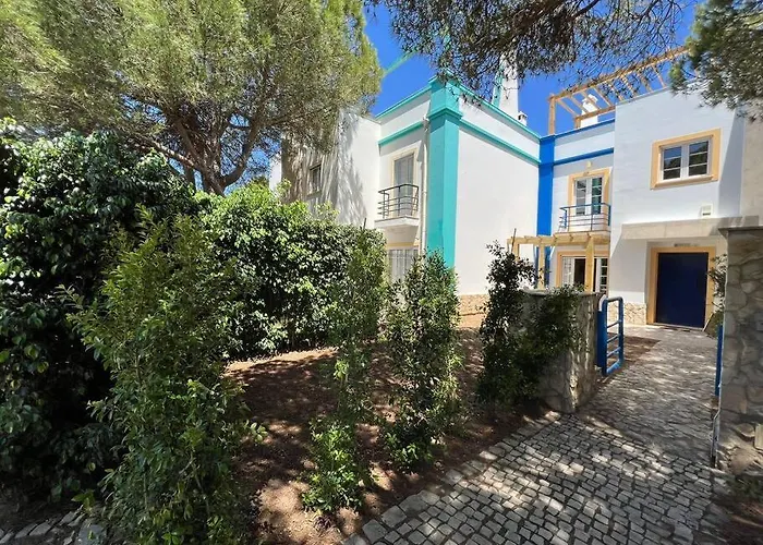 Moradia V3 Na Urbanizacao بيت للعطل